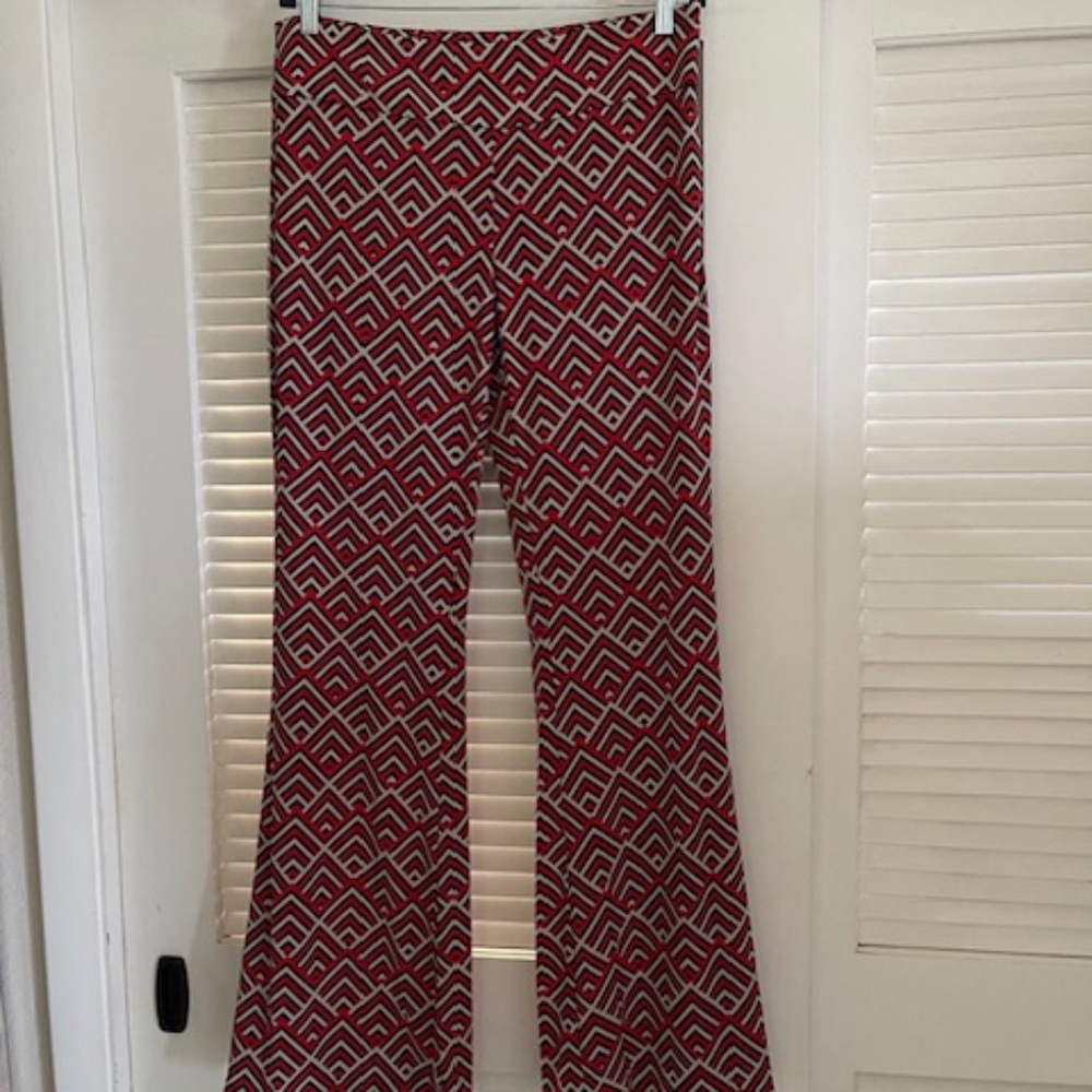 BCBG Max Azria Pants L  NWOT